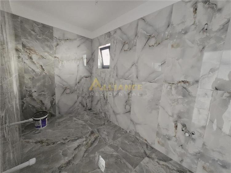 Vila individuala- 4 camere- 2 bai- 375mp teren
