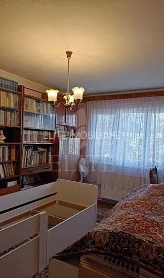 Apartament 3 camere în zona STRAZII PADIS - 7