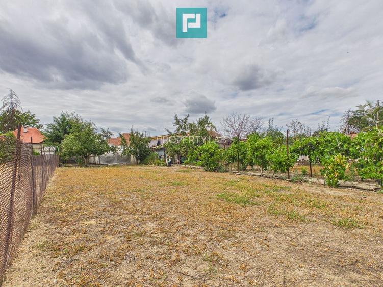 Casă solidă în Curtici cu teren de 1166 mp - 31