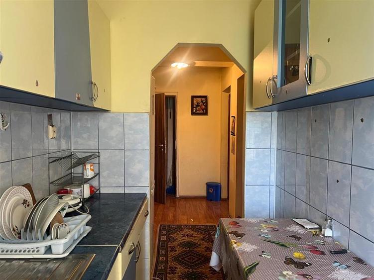 Apartament 3 camere zona linistita