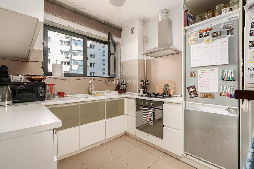 Victoriei, 3 camere, an 2009, loc de parcare inclus - 2