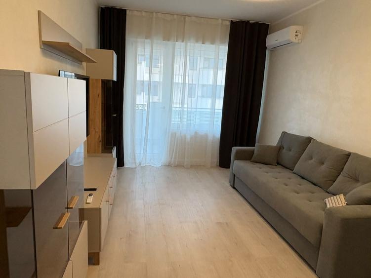 Apartament de inchiriat cu 2 camere decomandat- Royal Town Iasi