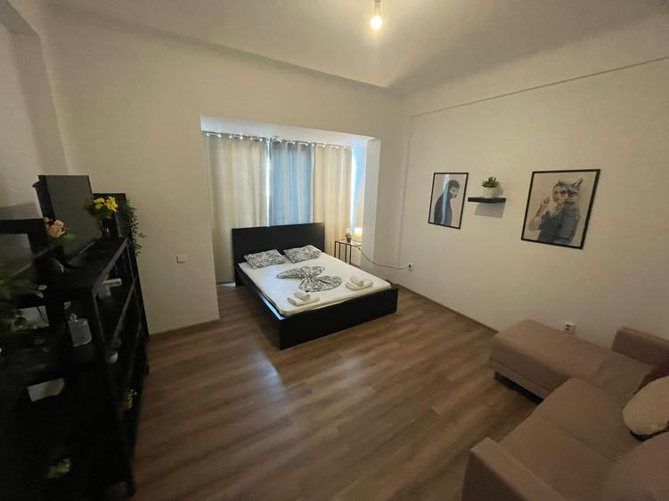 Apartament 4 camere Universitate Carol I 47