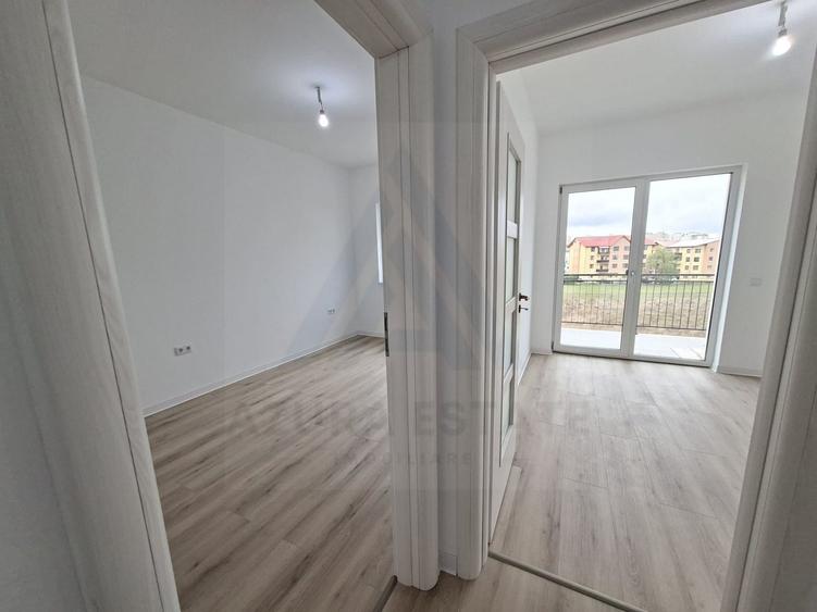 Apartament premimum 80 mp utili etaj 1 parcare terasa boxa in Selimbar