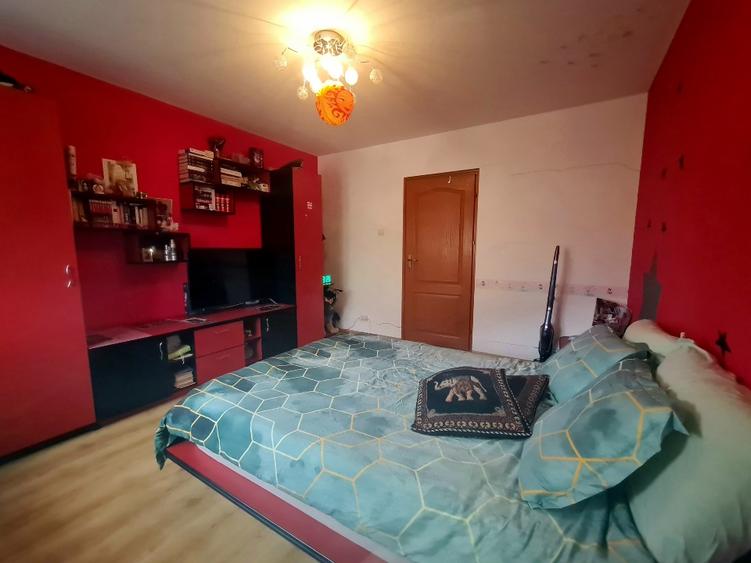 Vând casă, mobilata și utilată