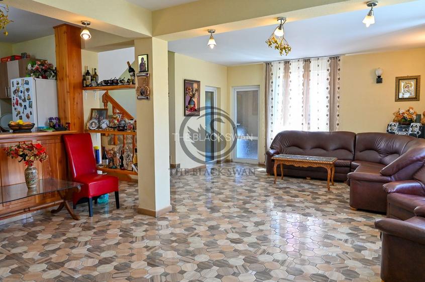 Casa cu 3 camere de vanzare | Cheia, Prahova I Comision 0% - 9