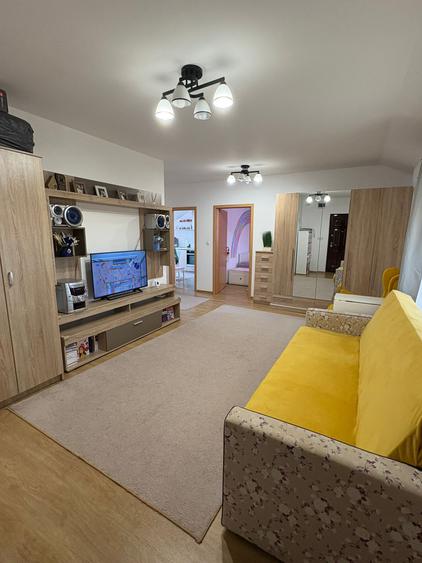 Vand 3 camere in Giroc- Trandafirilor 115000 euro