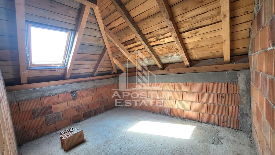 Casa individuala cu 5 camere,3 bai si garaj,Becicherecul Mic