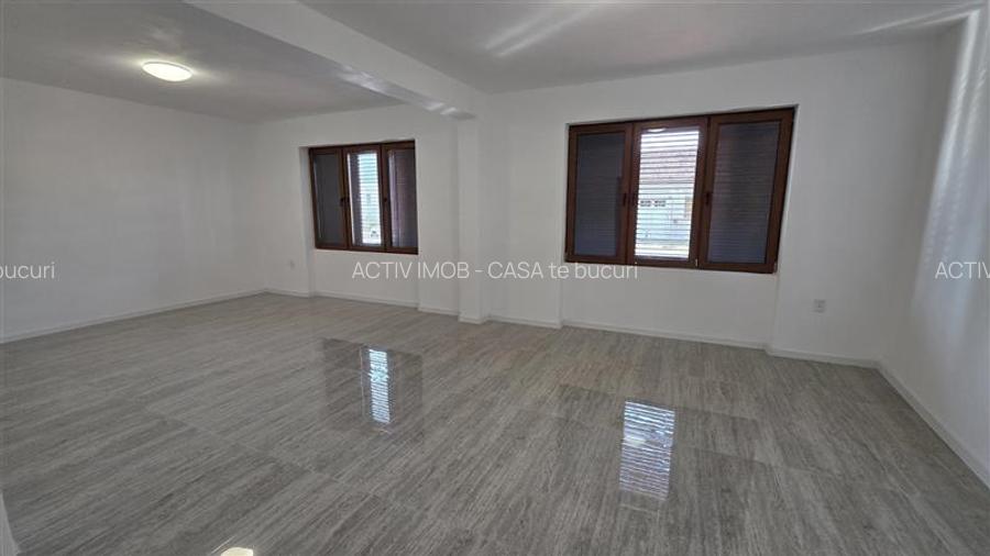 Racasdia, Spatiu Comercial la Sosea, Locatie Centrala - 3