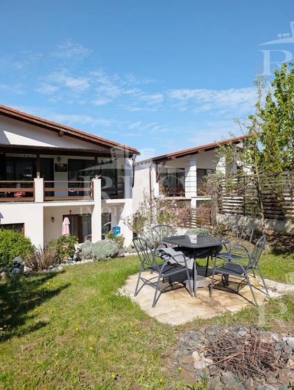 Casa cuplata finisata cu teren 300 mp Floresti str. Narciselor