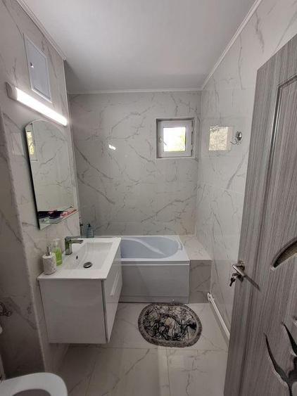 3 camere decomandat, renovat Mircea cel Batran_statia de Taxi