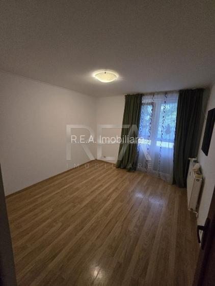 3 camere - etaj 1 - Liviu Rebreanu