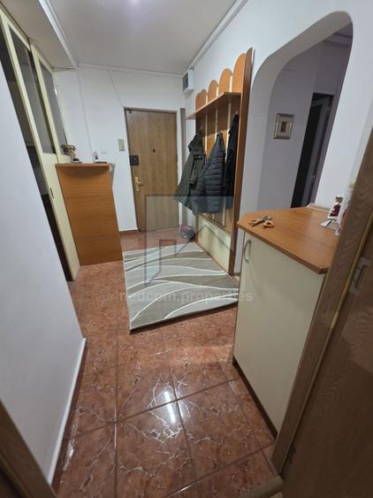 Inchiriere apartament 3 camere Nerva Traian -