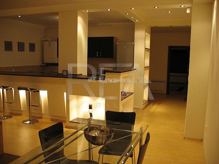 2 camere Polonă decomandat, centrală, et. 2, an 2007, metrou, 81 mp - 4