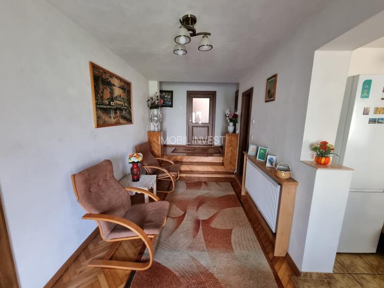 Vilă individuală premium, complet renovată|274 mp|715 mp teren| Cetate