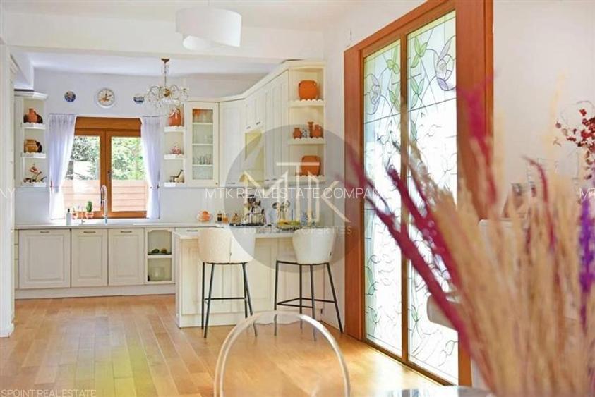 Exclusiv | Vila 5 camere Iancu Nicolae | 2 Locuri de parcare