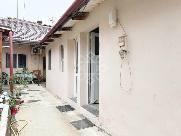 Casa individuala cu teren 226 mp de vanzare in Iosia