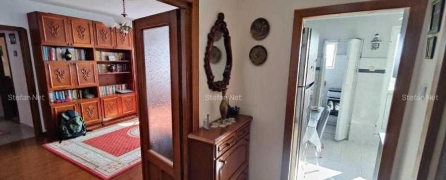 APARTAMENT 3 CAMERE SEMIDECOMANDAT CONFORT MAXIM ZONA CAPITOL