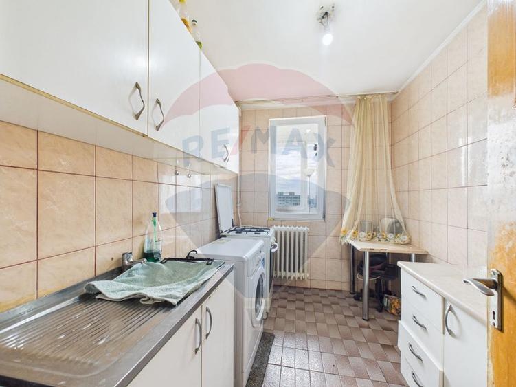 Apartament cu 2 camere de vanzare - Zona Alexandru Obregia