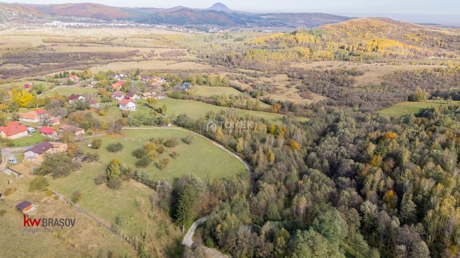 Teren intravilan în Zărnești, zona Tohanita, cu pădurice și parau curg