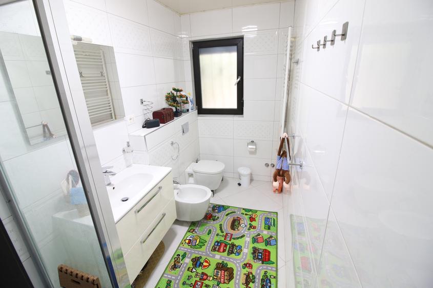 2 camere BR-uri parter renovat mob-utilat