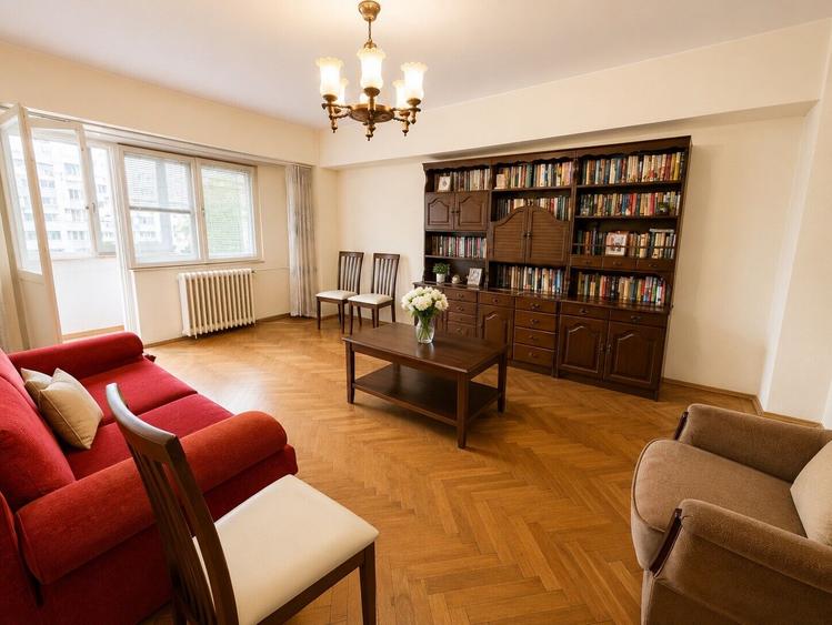 Decebal Piata Muncii apartament spatios 3 camere