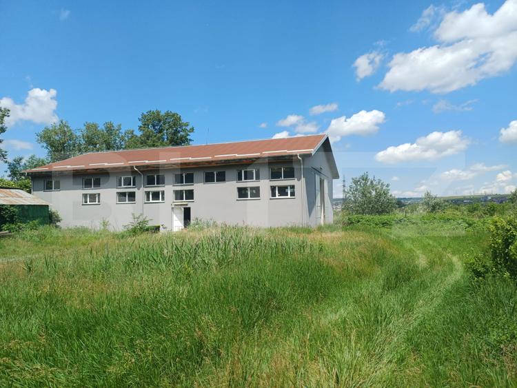 Hală industrială/depozitare, 411 mp, 7 ari teren, zona Burdujeni, Suceava