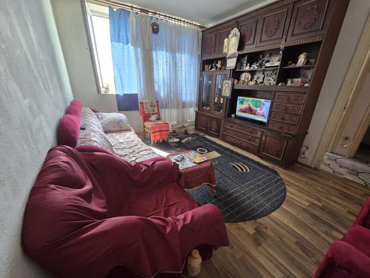 Apartament 3 camere de vanzare Gorjului Conf2 ( 13 minute de metrou )