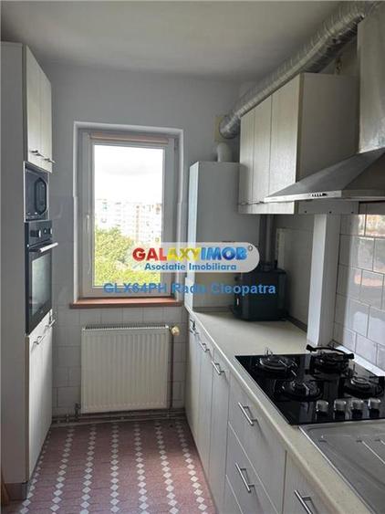 Vanzare apartament 4 camere, Ploiesti, zona Lamaita