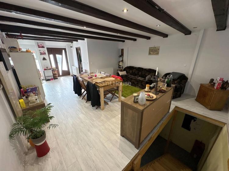 Casă de vanzare 6 camere 220 m² utili cu 376 M² teren la șosea - 4