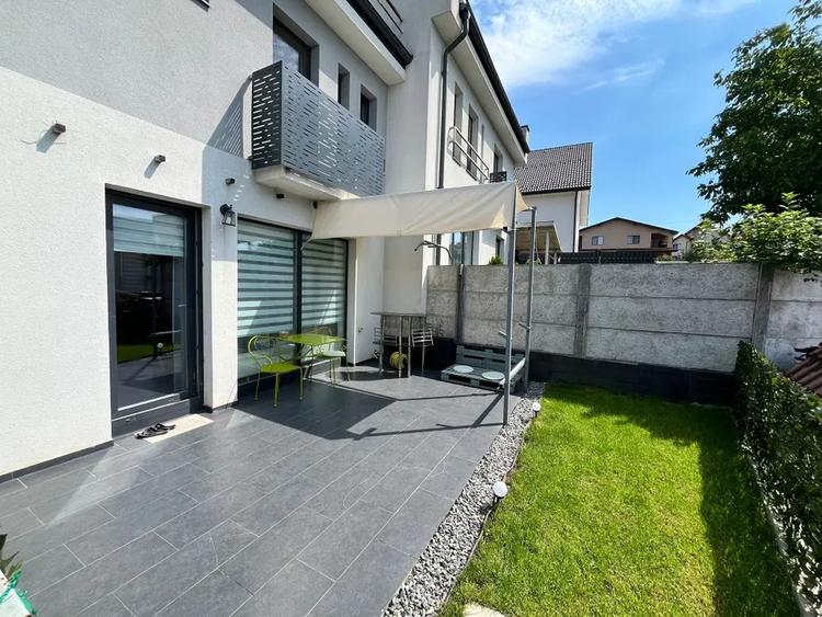 Casă tip duplex, 5 camere, garaj, curte, PETFRIENDLY, zona Auchan Iris