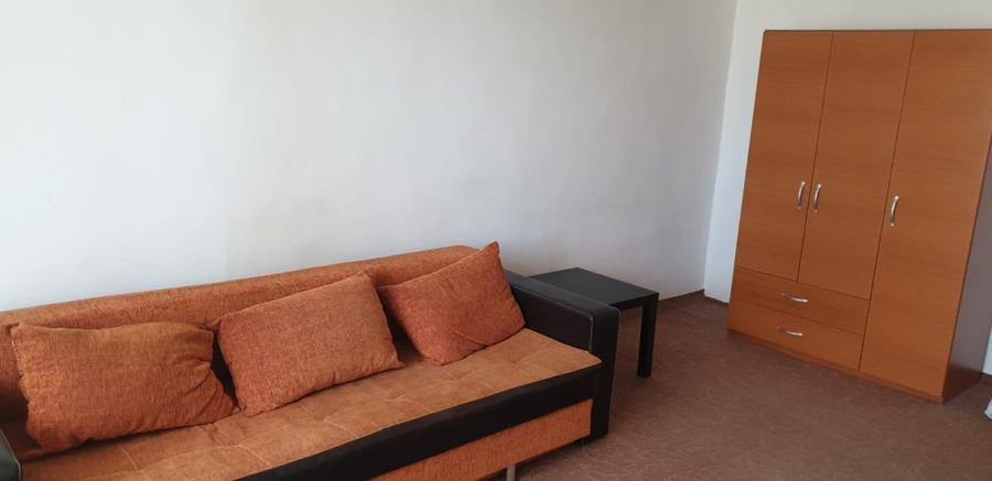 Dristor, garsoniera, 1 minut metrou, bloc mixt, 330 euro