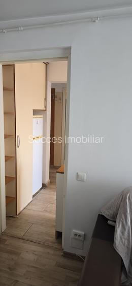 1 Mai - Clucerului, 2 camere, etaj 10,dec, proaspat renovat,mobilat modern, €450