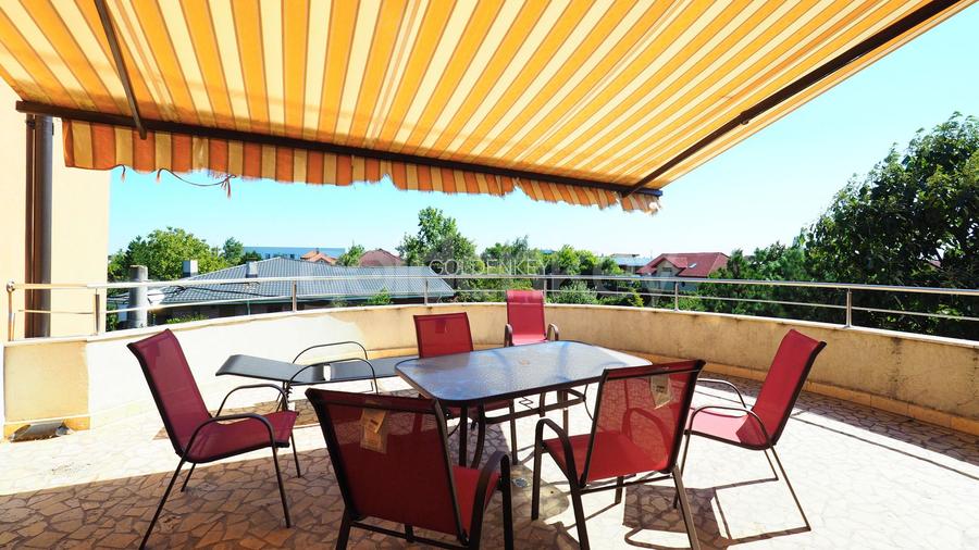 Vila spatioasa, partial mobilata cu acces facil - 23