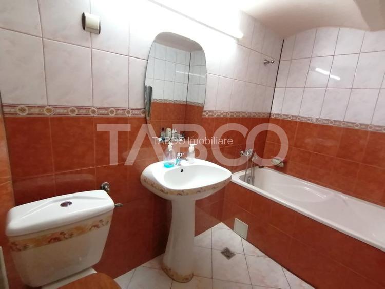 Casa individuala 6 camere de vanzare 250 mpu 361 mp teren zona Lupeni - 11