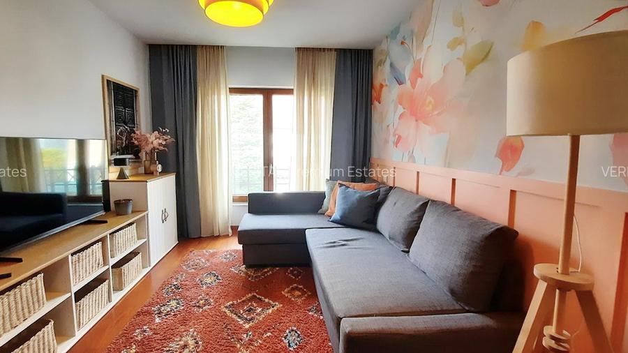 Casa de vanzare American Village, 5 camere, renovata, parcari, statie EV - 9