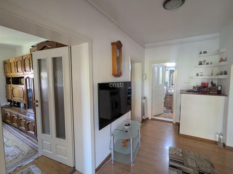 Vand casa cocheta 3 camere in Deva - 11