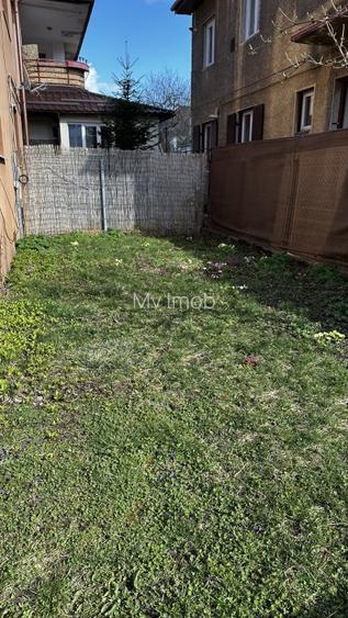 Apartament in casa cu 2 camere ,beci si curte pe Strada Titulescu ,zona Afi - 10