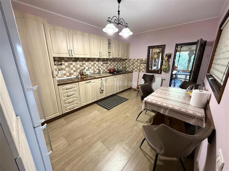 Vila tip Duplex, Curte proprie, Sanpetru Brasov - 6