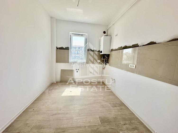 Apartament cu 2 camere, decomandat, zona Planetelor - 4