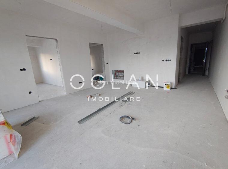 NOU Penthouse 3 cam.+ Terasa 57 mp - Selimbar  - 3