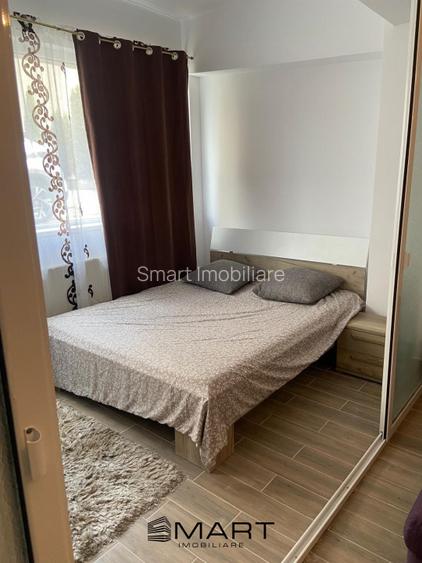 Apartament 3 camere zona Strand 2 - 3