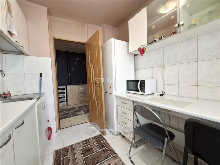 Apartament 2 camere, mobilat si utilat, interesctia Podu de Fier - 12