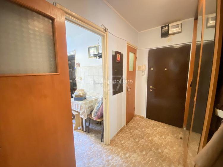 3 Camere- Etaj 2/4- Bloc anvelopat- Bulevardul  Constantin Brancoveanu - 13