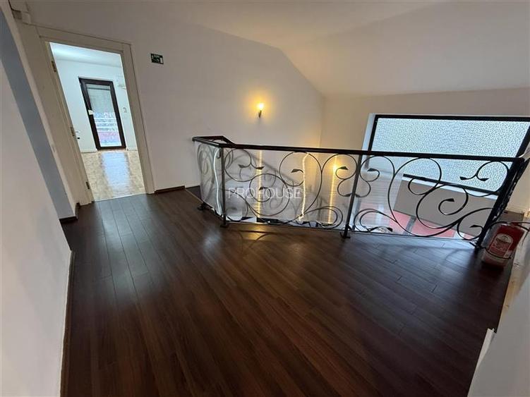 Vila de inchiriat - Ultracentral, Spatiu versatil pentru locuinta, birouri sau a - 24