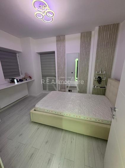 4 camere Titan dec.,centrală, inst. schimb., et. 1, an 2010, 91 mp - 3