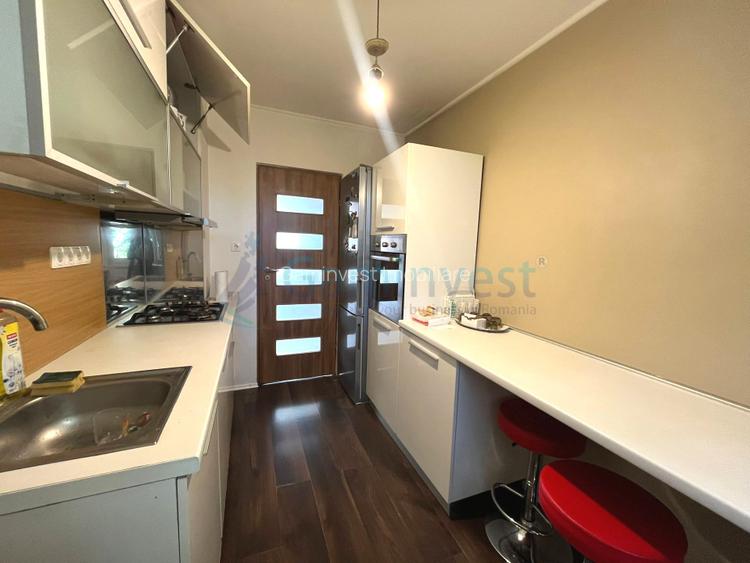 Apartament de vanzare in Oradea cu 4 camere, Splaiul Crișanei - 10