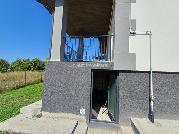 Casa cu 4 camere, 2 bai, beci spatios si 400 mp teren - 18