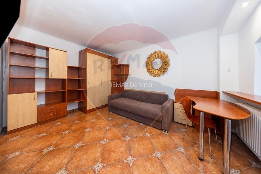 Garsonieră de vânzare mobilată și utilată Răcădău - Brașov - 3