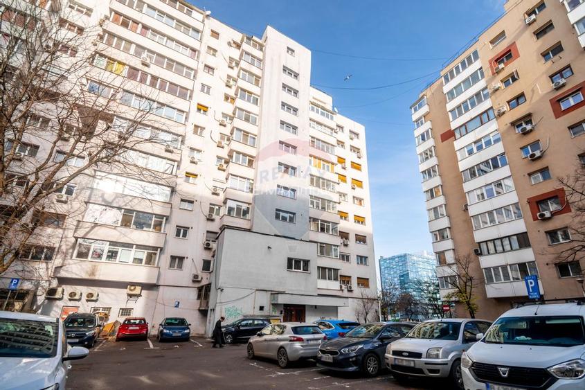 Apartament 3 camere de inchiriat, cu loc de parcare, Piata Victoriei - 12